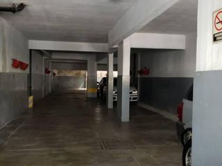 Foto 2 de Venta de Cochera Excelente Ubicación