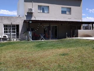 Foto 44 de Venta casa 2 dorm  con pileta - La Castellana - Neuquén