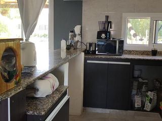 Foto 15 de Venta casa 2 dorm  con pileta - La Castellana - Neuquén
