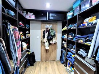 Foto 9 de Casa en San Marino (Funes Hills)