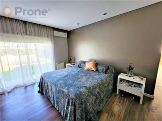 Foto 8 de Casa en San Marino (Funes Hills)