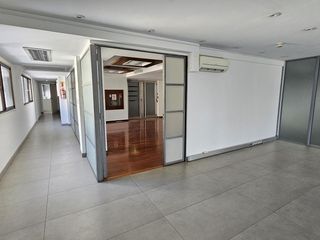 Foto 13 de ALQUILER OFICINA PLANTA LIBRE DE 600 M2 Y 3 COCHERAS, SAN NICOLAS