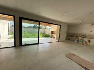Foto 2 de Casa en venta Greenville 2 planta baja 3 dormitorios