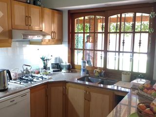 Foto 8 de En Venta Casa Nivel Gerencial 3Dorm - Piscina -  B° Jardines Del Rey - Neuquén