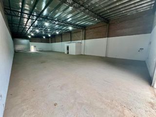 Foto 4 de Depósito en venta - 1 Ambiente - 2 Toilettes - Bahía Blanca