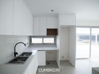 Foto 10 de Casa de 4 dormitorios a estrenar - La Castilla Club de Campo