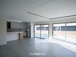 Foto 12 de Casa de 4 dormitorios a estrenar - La Castilla Club de Campo