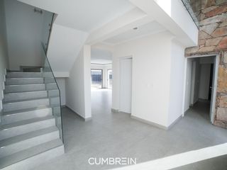 Foto 15 de Casa de 4 dormitorios a estrenar - La Castilla Club de Campo