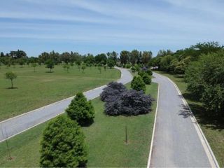 Foto 8 de Terreno en venta - 450mts2 - Longchamps
