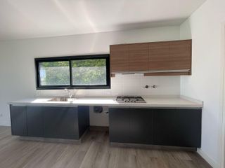 Foto 15 de Casa en  Venta con 4 dormitorios a la Laguna en el barrio San Matias
