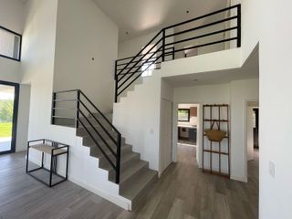 Foto 39 de Casa en  Venta con 4 dormitorios a la Laguna en el barrio San Matias