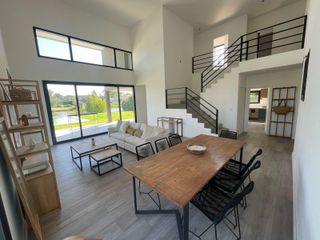 Foto 49 de Casa en  Venta con 4 dormitorios a la Laguna en el barrio San Matias