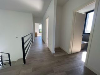 Foto 11 de Casa en  Venta con 4 dormitorios a la Laguna en el barrio San Matias