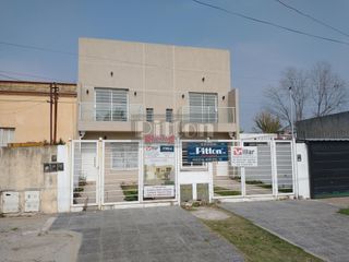 Foto 2 de Casa - Banfield Este