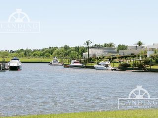Foto 30 de Lote al río en  Barrio Náutico  Albanueva