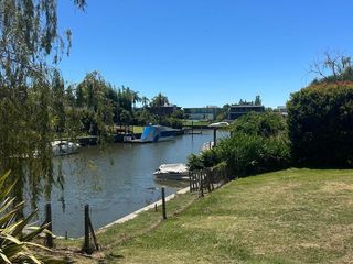 Foto 3 de Lote al río en  Barrio Náutico  Albanueva