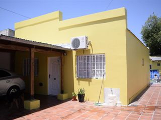Foto 1 de Casa - La Plata