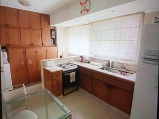 Foto 10 de Departamento de 4 ambientes en Versalles