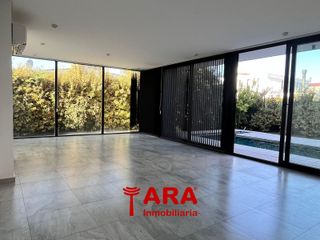 Foto 2 de Casa en Barrio Costa Rio