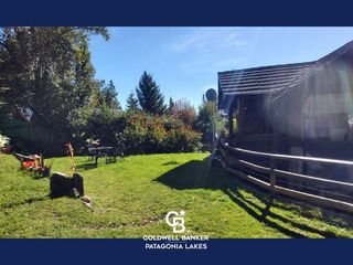 Foto 11 de VENTA Casa 3 dormitorios y Monoambiente Oyeihue 140 Paseo del Ciprés Villa La Angostura