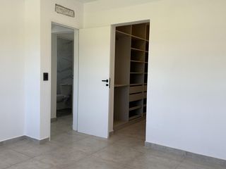 Foto 20 de VENTA Casa Barrio Cerrado Santa Elisa-Pilar Del Este-LOSA RADIANTE-Estrenar- PILETA-Tenis-Futbol