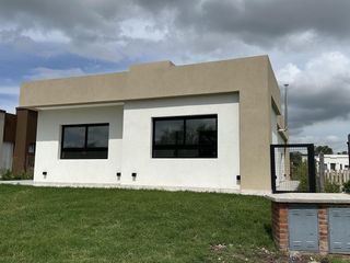 Foto 29 de VENTA Casa Barrio Cerrado Santa Elisa-Pilar Del Este-LOSA RADIANTE-Estrenar- PILETA-Tenis-Futbol