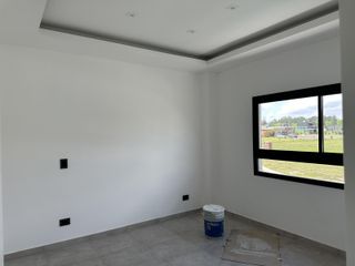 Foto 6 de VENTA Casa Barrio Cerrado Santa Elisa-Pilar Del Este-LOSA RADIANTE-Estrenar- PILETA-Tenis-Futbol