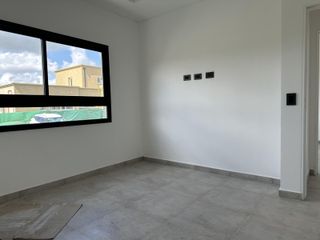 Foto 7 de VENTA Casa Barrio Cerrado Santa Elisa-Pilar Del Este-LOSA RADIANTE-Estrenar- PILETA-Tenis-Futbol