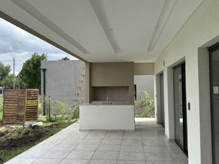 Foto 30 de VENTA Casa Barrio Cerrado Santa Elisa-Pilar Del Este-LOSA RADIANTE-Estrenar- PILETA-Tenis-Futbol