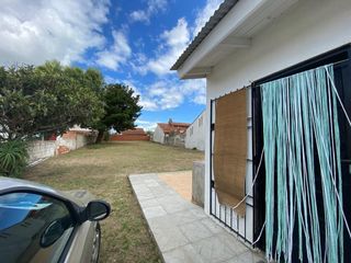 Foto 10 de Casa en venta - 2 Dormitorios 1 Baño 4 Cochera - Mar del Tuyú