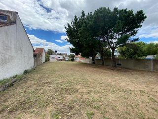 Foto 11 de Casa en venta - 2 Dormitorios 1 Baño 4 Cochera - Mar del Tuyú