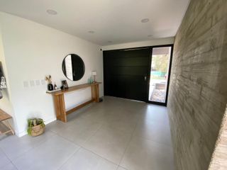 Foto 3 de CASA EN VENTA, EL CANTON, BARRIO ISLAS, LOTE AL 100