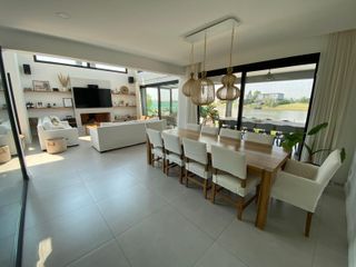 Foto 46 de CASA EN VENTA, EL CANTON, BARRIO ISLAS, LOTE AL 100