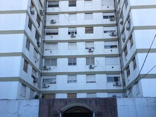 Foto 1 de Departamento en  venta en Temperley