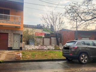 Foto 2 de Terreno en Venta en Lanús Este