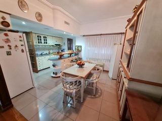 Foto 11 de Departamento en venta- 3 dormitorios 3 baños - 124mts2 - Ramos Mejia