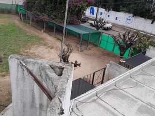 Foto 42 de Casa apta comercial sobre colectora con carteles de publicidad