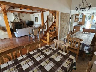 Foto 4 de VENTA: Casa  5 DORMITORIOS en  CLUB VILLA MARI MENUCO - NEUQUEN