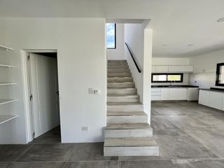 Foto 12 de CASA, VENTA, SAN MATIAS, AREA 4, LOTE AL 900