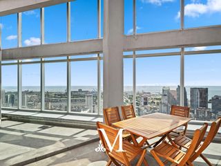 Foto 23 de Venta- Penthouse- Torre Bellini - PISO 44 - 3 ambientes- Vista al rio  - 2 cocheras