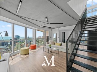 Foto 6 de Venta- Penthouse- Torre Bellini - PISO 44 - 3 ambientes- Vista al rio  - 2 cocheras