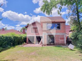 Foto 40 de Hermosa casa en Venta en COUNTRY MASCHWITZ CLUB