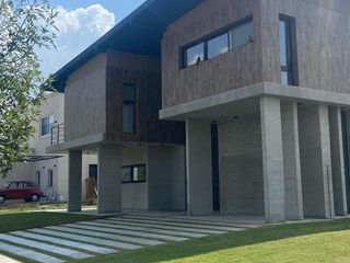 Foto 5 de Casa en El Canton Golf - Escobar
