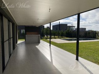 Foto 34 de Casa en venta con renta en Lagos de Canning