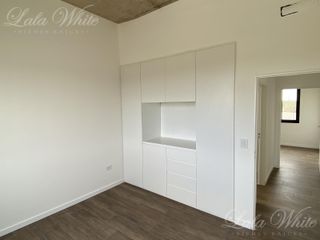 Foto 32 de Casa en venta con renta en Lagos de Canning