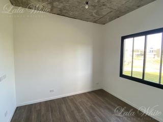 Foto 12 de Casa en venta con renta en Lagos de Canning