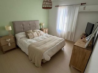 Foto 2 de Venta en bloque, 2 duplex + casa al frente