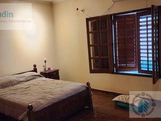 Foto 9 de Casa en  Avenida Centenario con Local Comercial al Frente