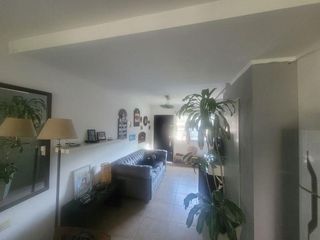 Foto 6 de Duplex en Gonnet con Cochera y amplio jardin