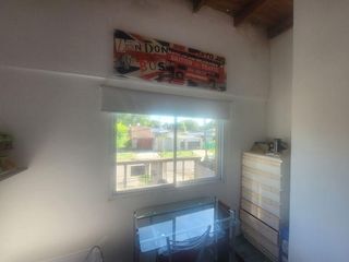 Foto 16 de Duplex en Gonnet con Cochera y amplio jardin